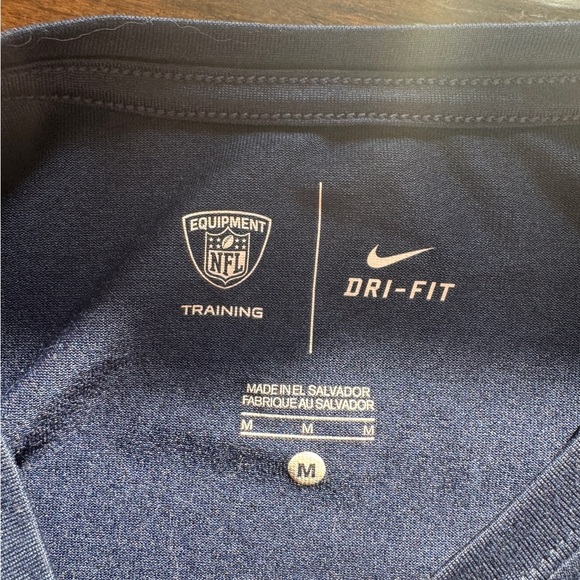 New England Patriots Dri-Fit Nike Long Sleeved T-Shirt-Size Medium - Picture 6 of 6